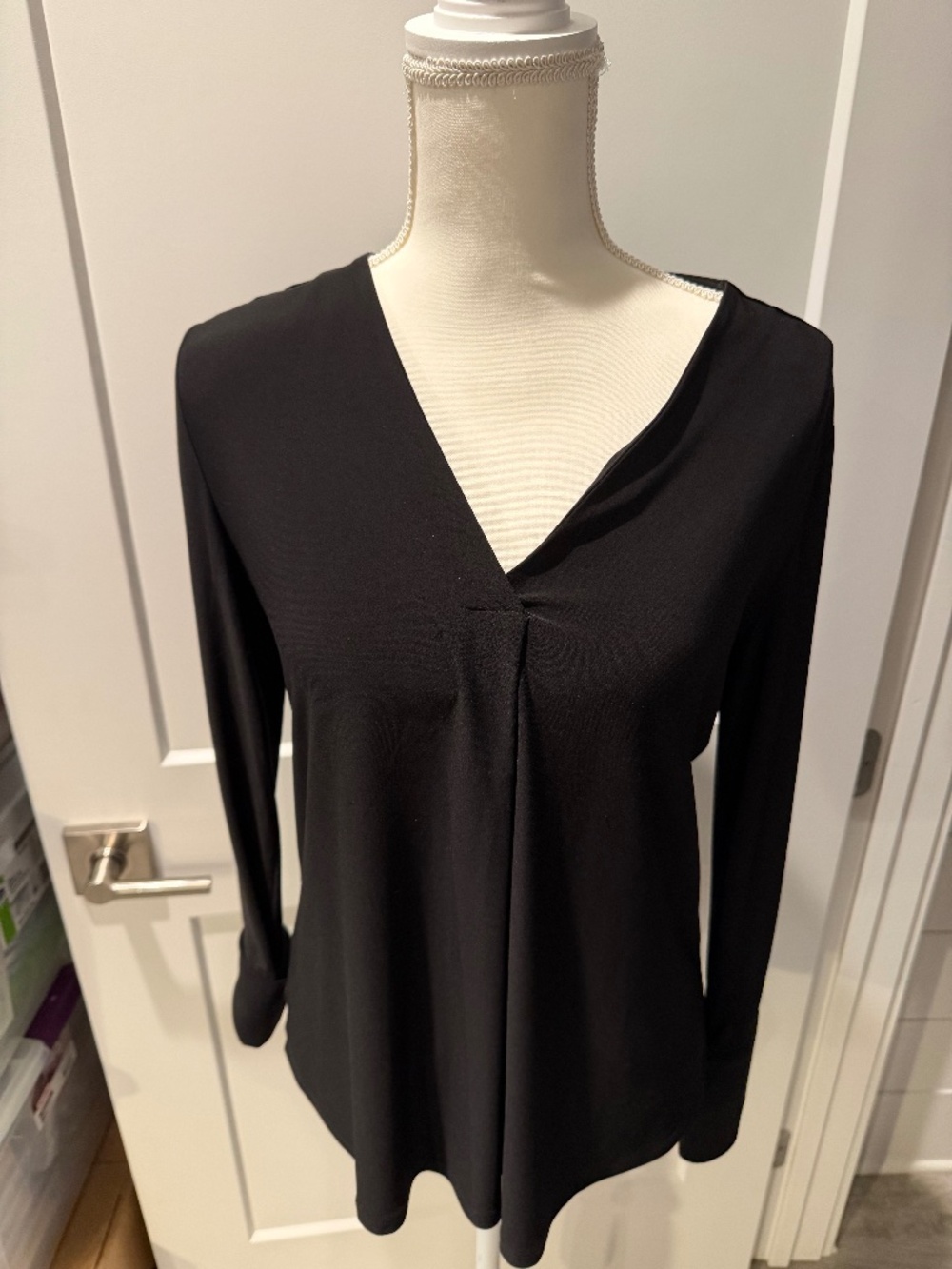 White House Black Market Long Sleeve Black Top with Cuffs Small